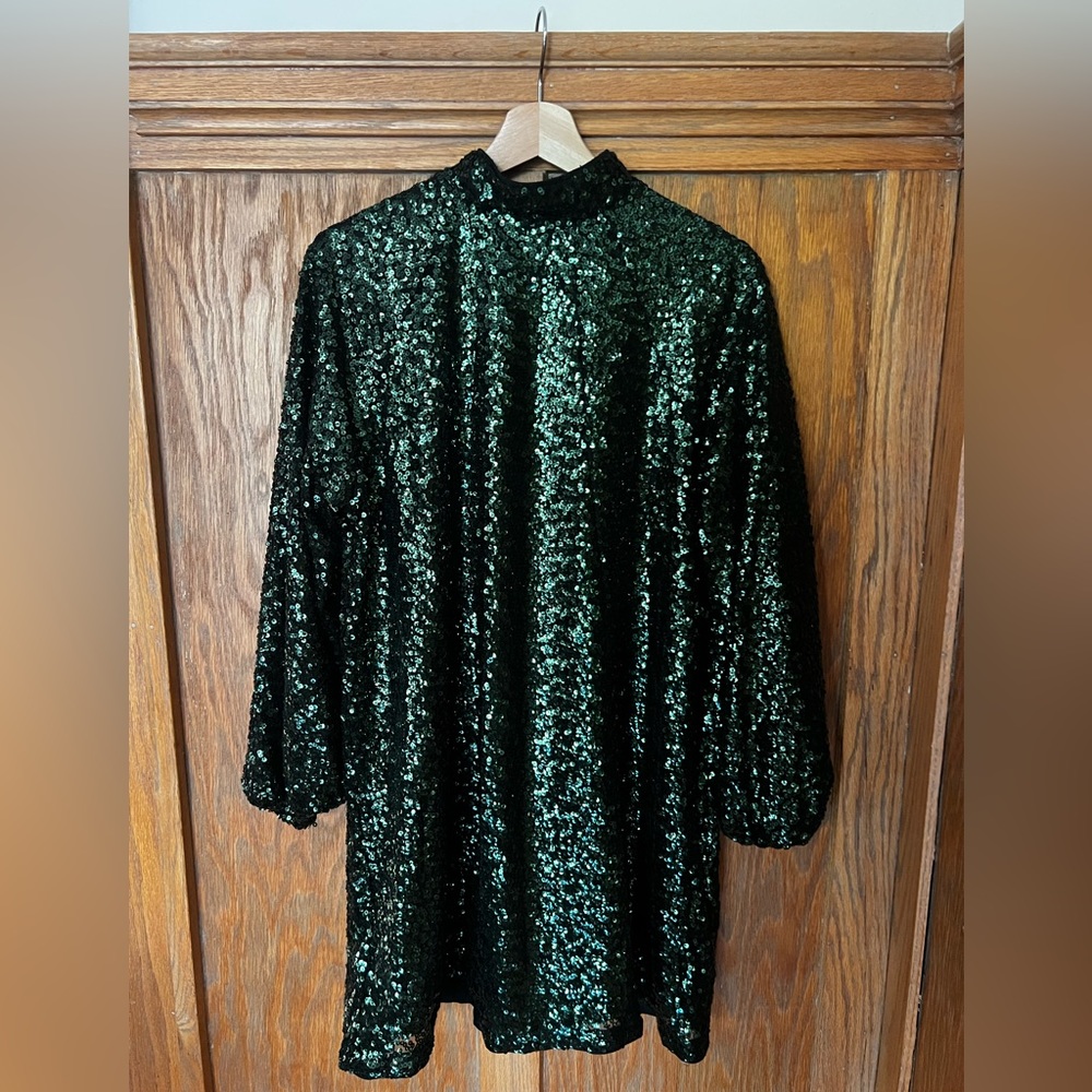 H&M Emerald Green Sequin Dress Small